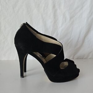 Michael Michael Kors Elena Elegant Black Criss Cross High Heels NYE Party 10M